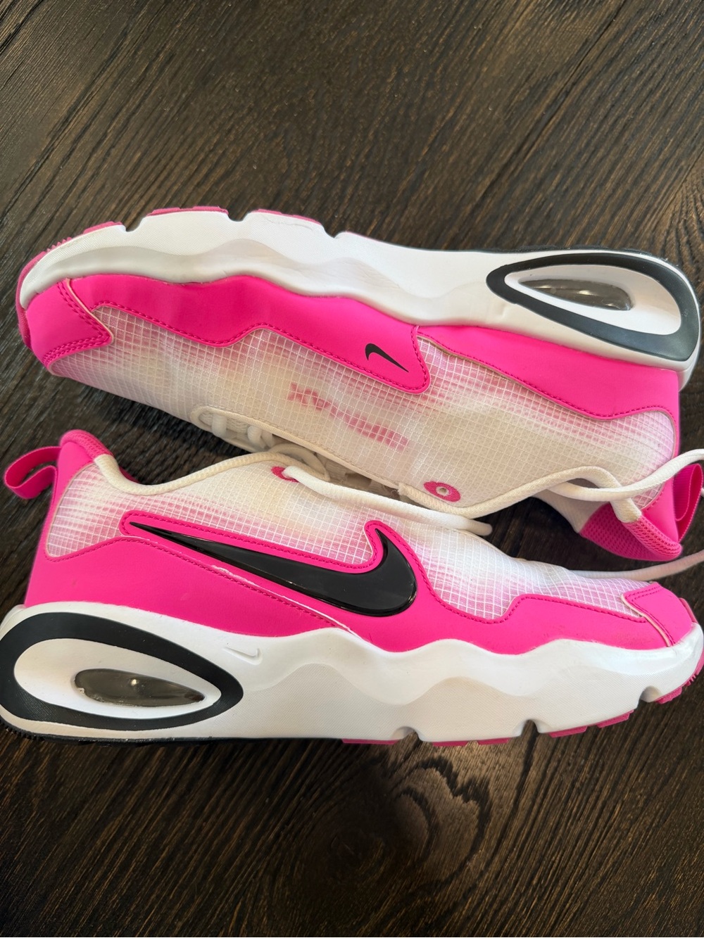 Nike Air Max Nova Big Kids' Shoes size 6Y
